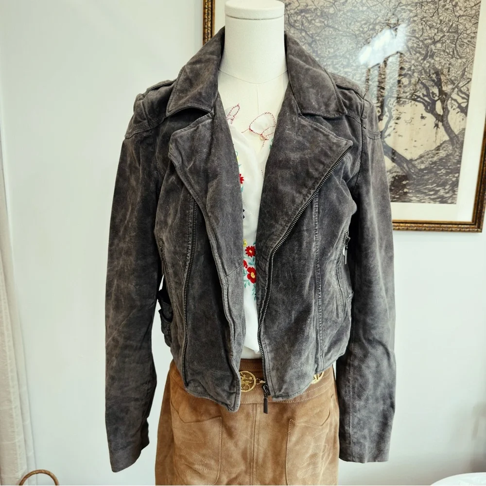 ✨ FREE PEOPLE vintage suede leather jacket